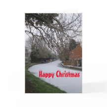 Barcos estreitos na neve. Natal