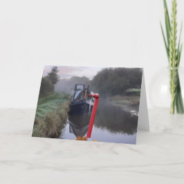 Cartão Barcos estreitos numa manhã nebulosa. Em branco