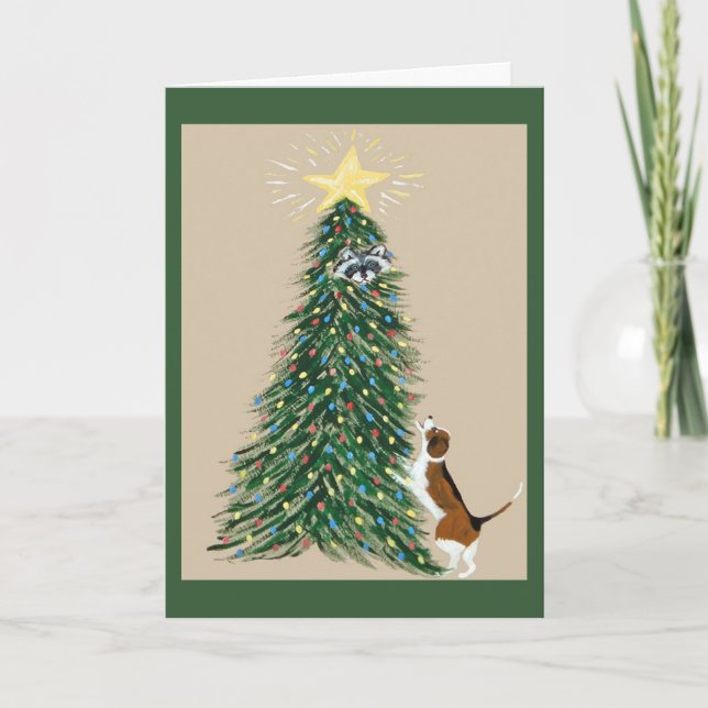 Cartão Beagle Com Guaxinim na Árvore de Natal (Frente)