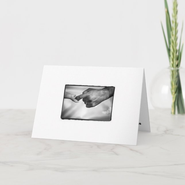 Cartão bebê e pai na mão (Frente)