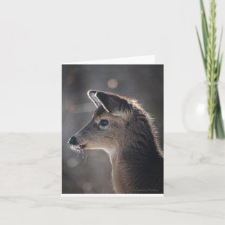 Cartão Bebê veado com os ouvidos mais cruéis se concentra