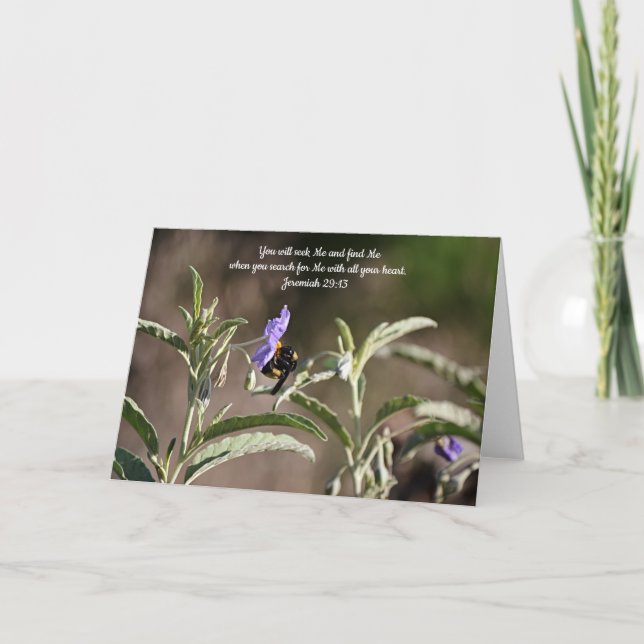 Cartão Bee Buscando Placa de Escritura de Bíblia Jeremiah (Frente)