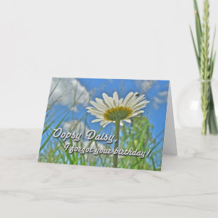 Cartão Belated Birthday Greeting - White Floral Daisies