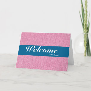 Cartão Bem-Vindo Ao Crachá Azul Mínimo Da Equipe