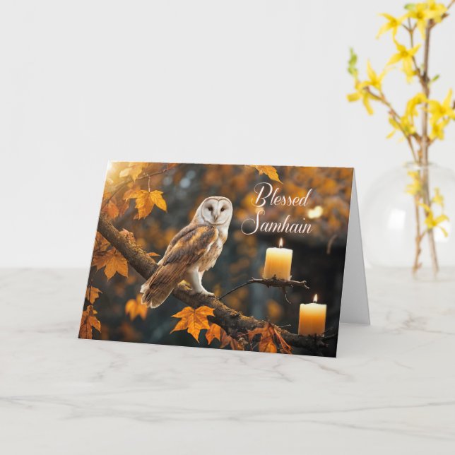 Cartão Bênção do Samhain com bela imagem mística de coruj (Flor Amarela)