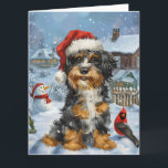 Cartão Bernedoodle Dog Winter Wonderland Christmas<br><div class="desc">Este design festivo captura o espírito alegre da época de férias, apresentando um adorável filhote vestindo um chapéu de Papai Noel. O cachorro está aninhado numa terra maravilhosa de inverno, completo com um boneco de neve, uma árvore de Natal decorada, e presentes lindamente envoltos. Os flocos de neve caem suavemente,...</div>
