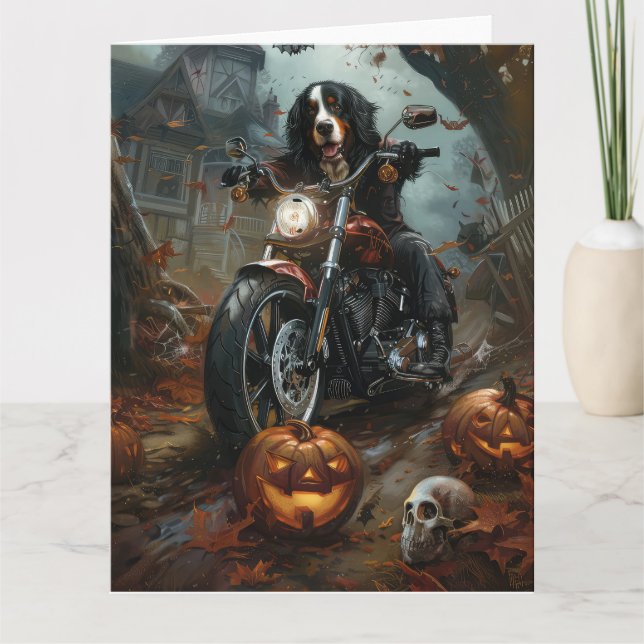 Cartão Bernese Mountain Riding Motorcycle Halloween Scary (Frente)