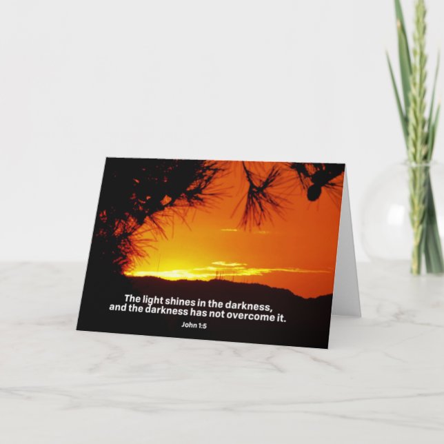Cartão Bible Verse Greeting Card - John 1:5 (Frente)