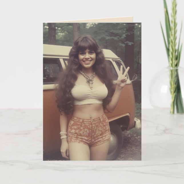 CARTÃO BIRTHDAY 1970'S CURVY HIPPIE GIRL GREETING CARD (Frente)
