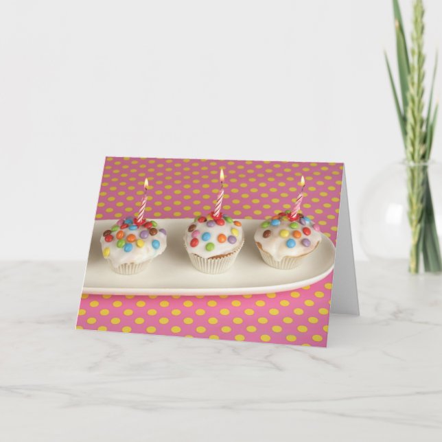Cartão Birthday muffins with icing, sprinkles and (Frente)