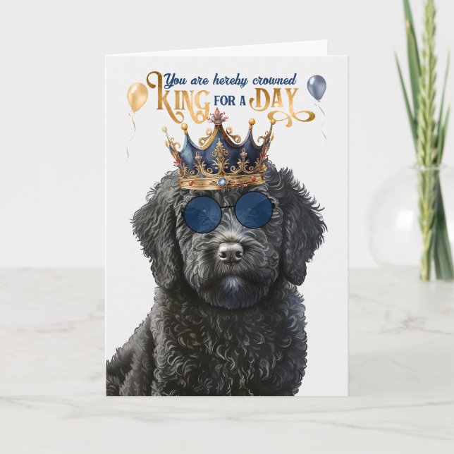 Cartão Black Labradoodle King para um dia de aniversário  (Frente)