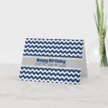 Cartão Blue Chevron Retro Son no Law Birthday<br><div class="desc">Cartão de aniversário para o filho na lei com o padrão retrorreflector azul divertido e verso pensativo.</div>