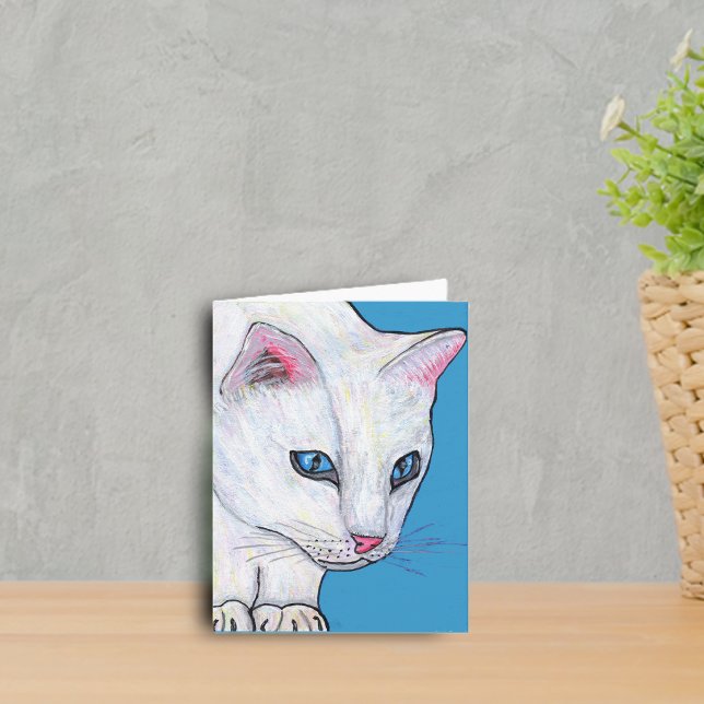 Cartão Blue Eyes White Cat Note Card (White cat with vibrant blue eyes on blue notecard.)