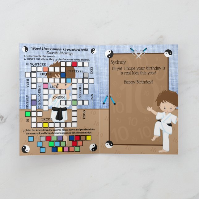 Cartão Boas Diversão Karate Mensagem Secreta Feliz Aniver (Interior)
