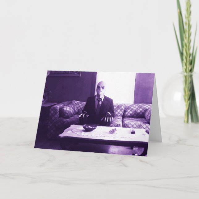 Cartão Bob the Alien Watching TV (Frente)