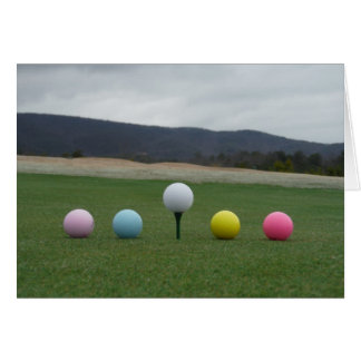Cartão Bolas de Golfe de cor brilhante em uma montanha
