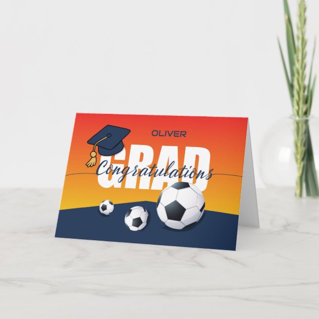 Cartão Boné de Formando de Parabéns de futebol de graduaç (Frente)