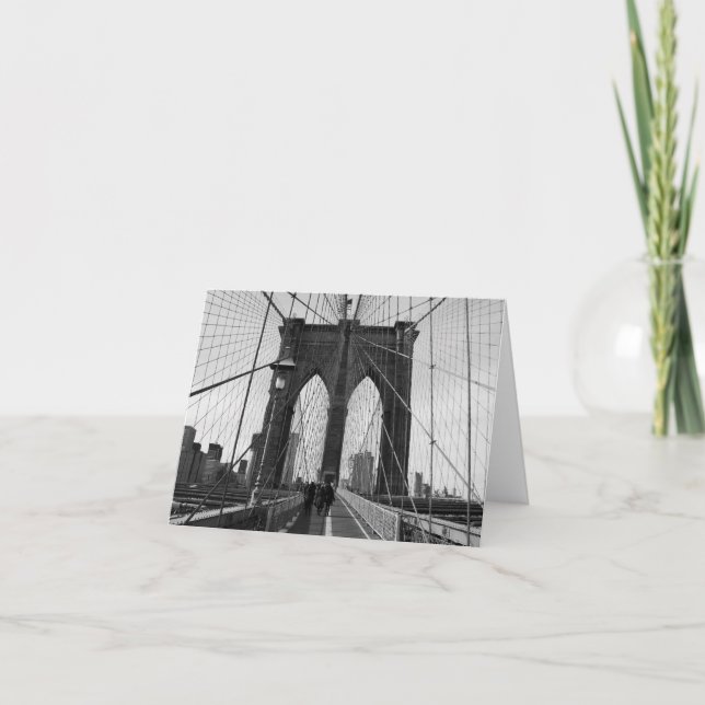 Cartão Brooklyn Bridge Crossing Note Card (Frente)
