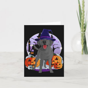 Cartão Bruxa de Halloween de cachorro labrador preto engr