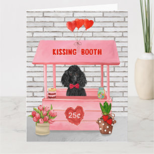 Cartão Cabine de Beijo do Cão Poodle no Dia dos Namorados
