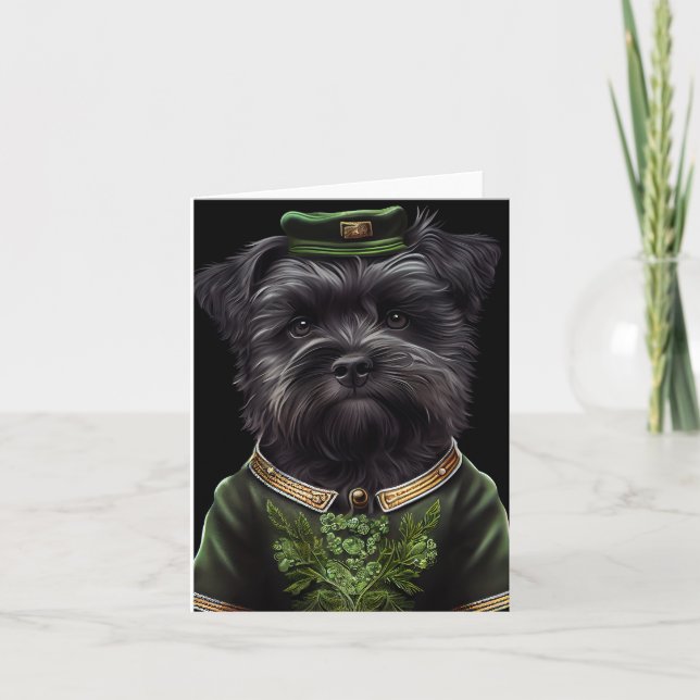 Cartão Cachorro Affenpinscher vestido para o Dia de São P (Frente)