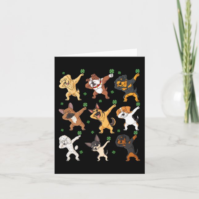 Cartão Cachorros Dias de São Patrícios Segurando Vestidos (Frente)