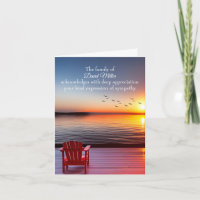 Cadeira no Dock do Lago para Agradecimento de Cond