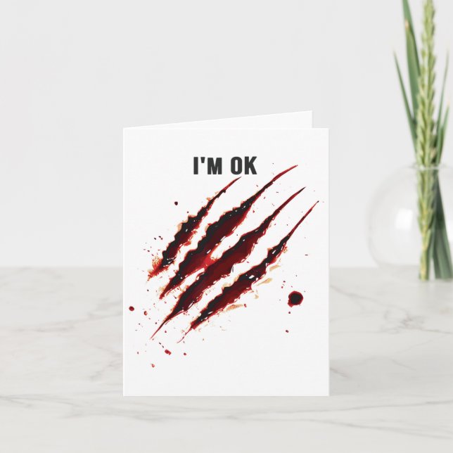 Cartão Camisa sangrenta, estou bem Sangue Splatter. (Frente)