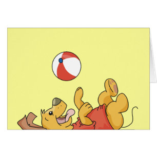 Cartão Cão que joga com camiseta e presentes da bola