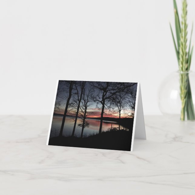Cartão card with photograph of sunrise over a lake (Frente)