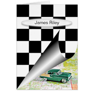 Cartão carro retro com a onda checkered da bandeira