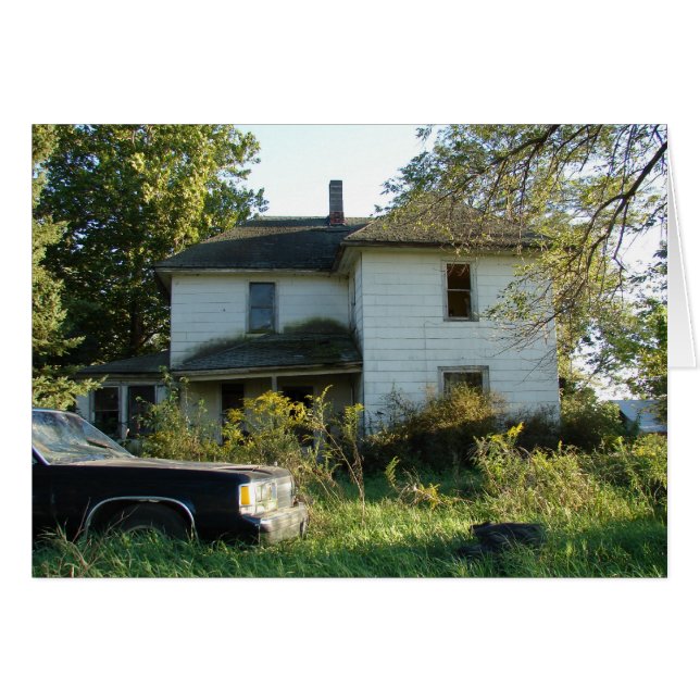 Cartão Casa e Carro Abandonados em Iowa Rural (Frente Horizontal)