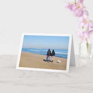 Cartão Casal com Cachorro na Praia, Valência, Espanha
