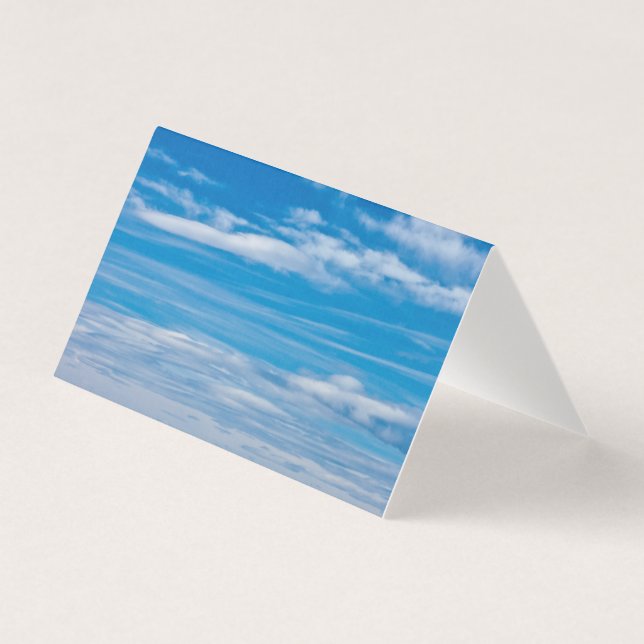 Cartão Céu Azul Com Faixas De Nuvens (Frente)