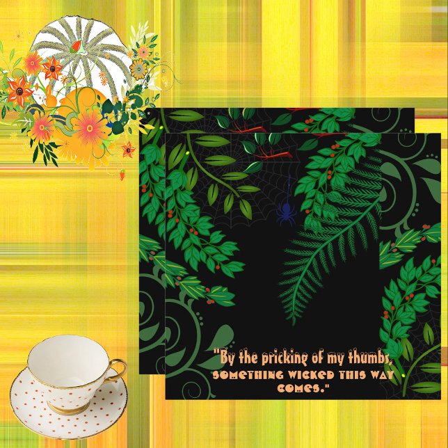Cartão Citação assustadora de Greenery Dark Night Hallowe (Creepy Spooky Greenery Dark Night Halloween Quote Card)