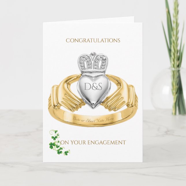 Cartão Claddagh Ring Congratulations on Your Engagement (Frente)