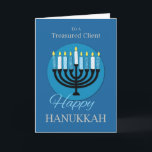 Cartão Cliente comercial Hanukkah Menorah no Azul Escuro<br><div class="desc">Envie saudações especiais a seus clientes comerciais tesouros em Hanukkah com este cartão bonito. Uma menorah está acesa com velas de aparência texturizadas. O fundo azul ativa a imagem central.</div>