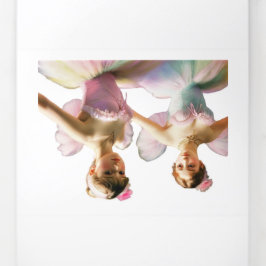 Cartão Com Dobra Tripla Bailarinas con tutús de colores suaves