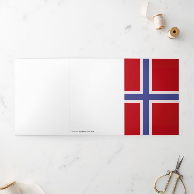 Cartão Com Dobra Tripla Bandeira da Noruega (Fora)