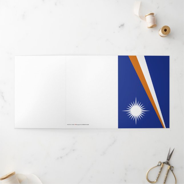 Cartão Com Dobra Tripla bandeira das Ilhas Marshall (Fora)