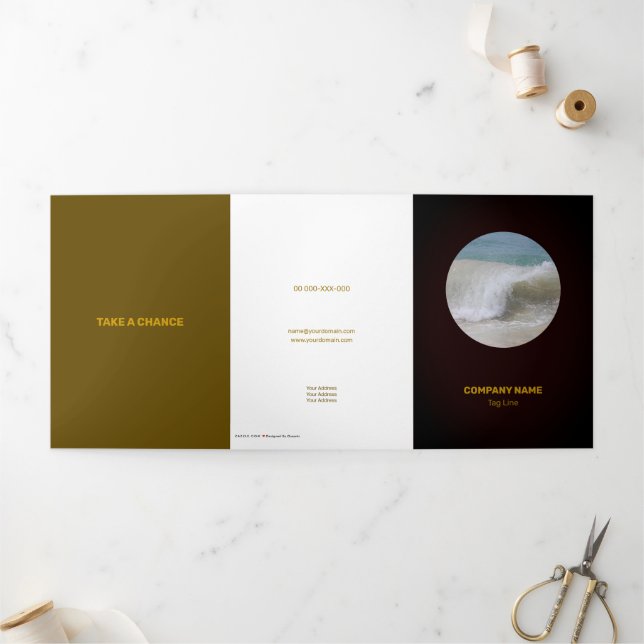 Cartão Com Dobra Tripla Brown e Orange Neat (Fora)