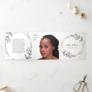 Cartão Com Dobra Tripla Folhagem Geométrica com Três Folhas