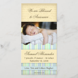 Cartão com fotos com distribuição de doces: Menino