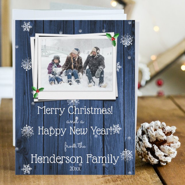 Cartão com fotos de Férias Flat de Madeira Russo A (Blue Rustic Wooden Christmas Photo Card)
