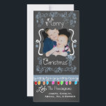 Cartão com fotos de Natal Merry Chalkboard<br><div class="desc">Feliz cartões com fotos de Natal com uma aparência de quadro comum, muitas espirais azuis e texto que lê Feliz Natal, uma série de luzes coloridas em várias cores, ornamentos azuis pendurados, e áreas que você pode personalizar esses belos e brilhantes cartões com fotos de Natal com sua foto e...</div>