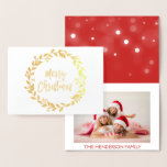 Cartão com fotos de Neve de Natal Feliz<br><div class="desc">Folha de Ouro Feliz Natal Mão Lotada com Cartão com fotos de Floco de Neve. A foto e o texto deste Cartão de Natal podem ser atualizados e personalizados com sua foto e seu nome. Este cartão mostra o seu nome na dentro do Cartão de Natal Gold Foil.</div>