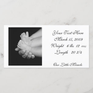 Cartão com fotos dos pés dos bebês de B&W