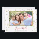 Cartão com fotos Gold Foil Snowflakes Joyeux Noël<br><div class="desc">Faux Gold Foil Snowflakes - Joyeux Noël French Merry Christmas - Holiday Cartão com fotos. A imagem,  data e nome da família podem ser substituídos neste Cartões de foto de Natal simples e elegante.</div>