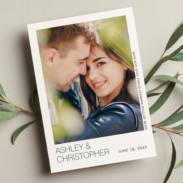Cartão com fotos Moderno Minimalista de Casamento  (Criador carregado)