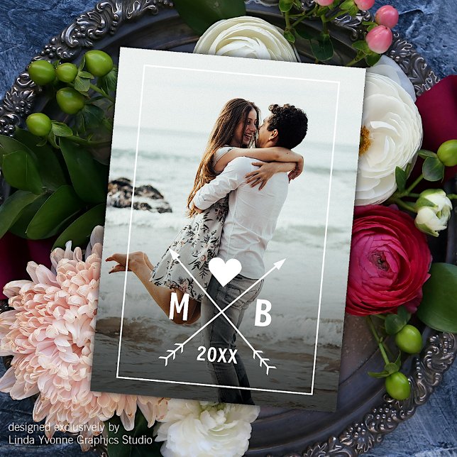 Cartão Coração de Amor com Flechas Monogramadas Personali (Criador carregado)